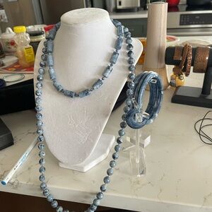 Elegant Blue Beaded Necklaces and Bracelet Set and earrings